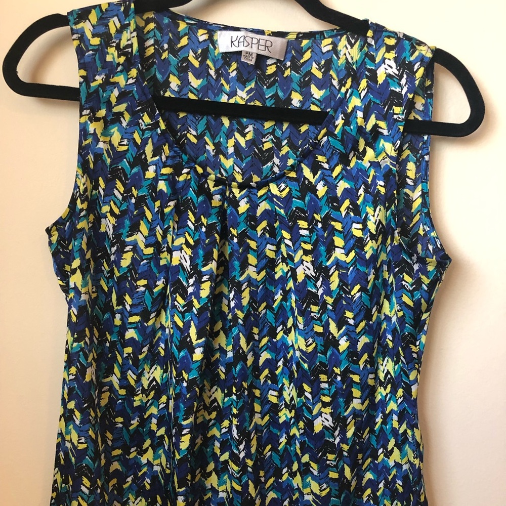 Kasper sleeveless blouse size Petite medium